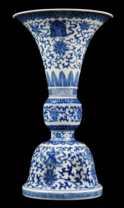 Imperial gu vase Jiaqing period. Price realized: $17,000. Oakridge Auction Gallery image