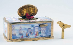 Rare enameled music box with a feathered ‘singing’ bird, est. $3,000-$6,000. Morphy Auctions image