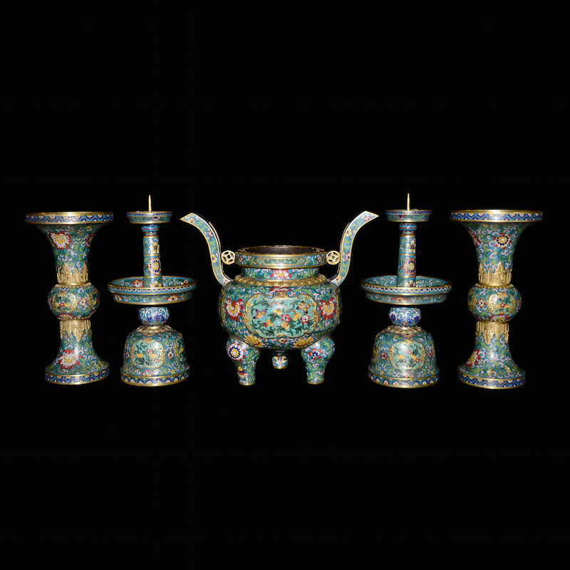  A Qing five-piece cloisonné altar garniture includes a censure, two candlesticks and two vases, all 9 to 10 inches tall. The rare set is estimated at $40,000-$60,000. Gianguan Auctions images