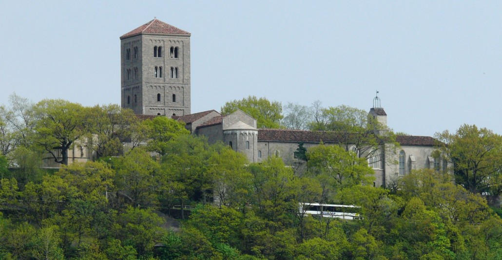 The Closters museum viewed from the Hudson River. Pawel Drozd image. This file is licensed under the Creative Commons Attribution-Share Alike 3.0 Unported license.