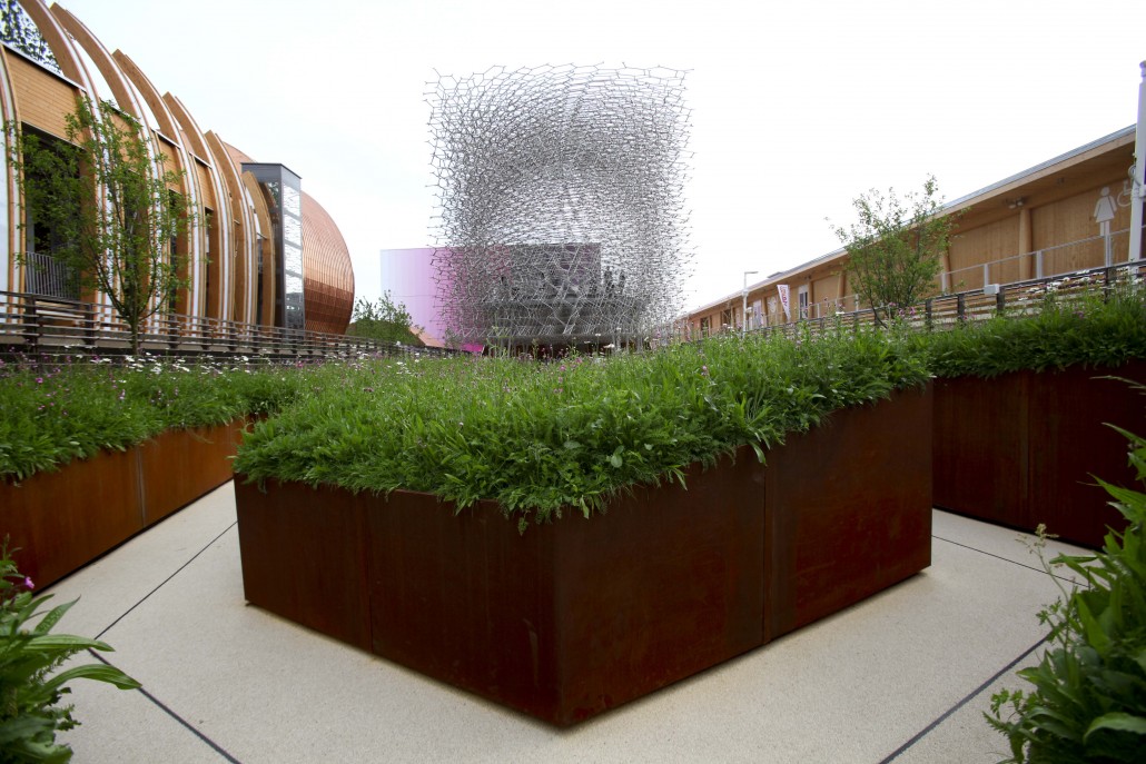 The giant aluminum hive sculpture is a top attraction at the World Expo in Milan. Expo 2015 / Daniele Mascolo