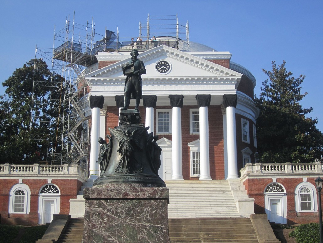 Renovation of the Rotunda was under way in 2011 when this image was taken. The Thomas Jefferson stature stands in the foreground. Image by Billy Hathorn. This file is licensed under the Creative Commons Attribution-Share Alike 3.0 Unported license.