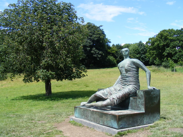 Henry Moore's 'Draped Seated Woman' at Yorkshire Sculpture Park. Image by David Sands. This file is licensed under the Creative Commons Attribution-Share Alike 2.0 Generic license.