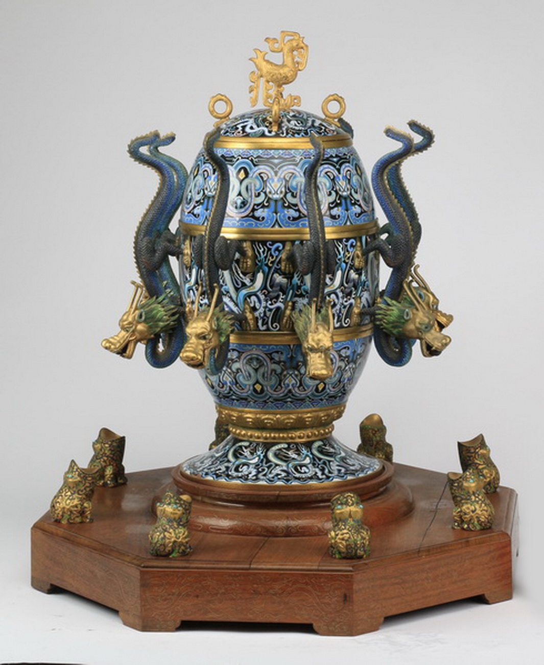 Rare Chinese cloisonné enameled earthquake censor, 28 inches tall and 20 inches in diameter. Great Gatsby’s Auction Gallery image