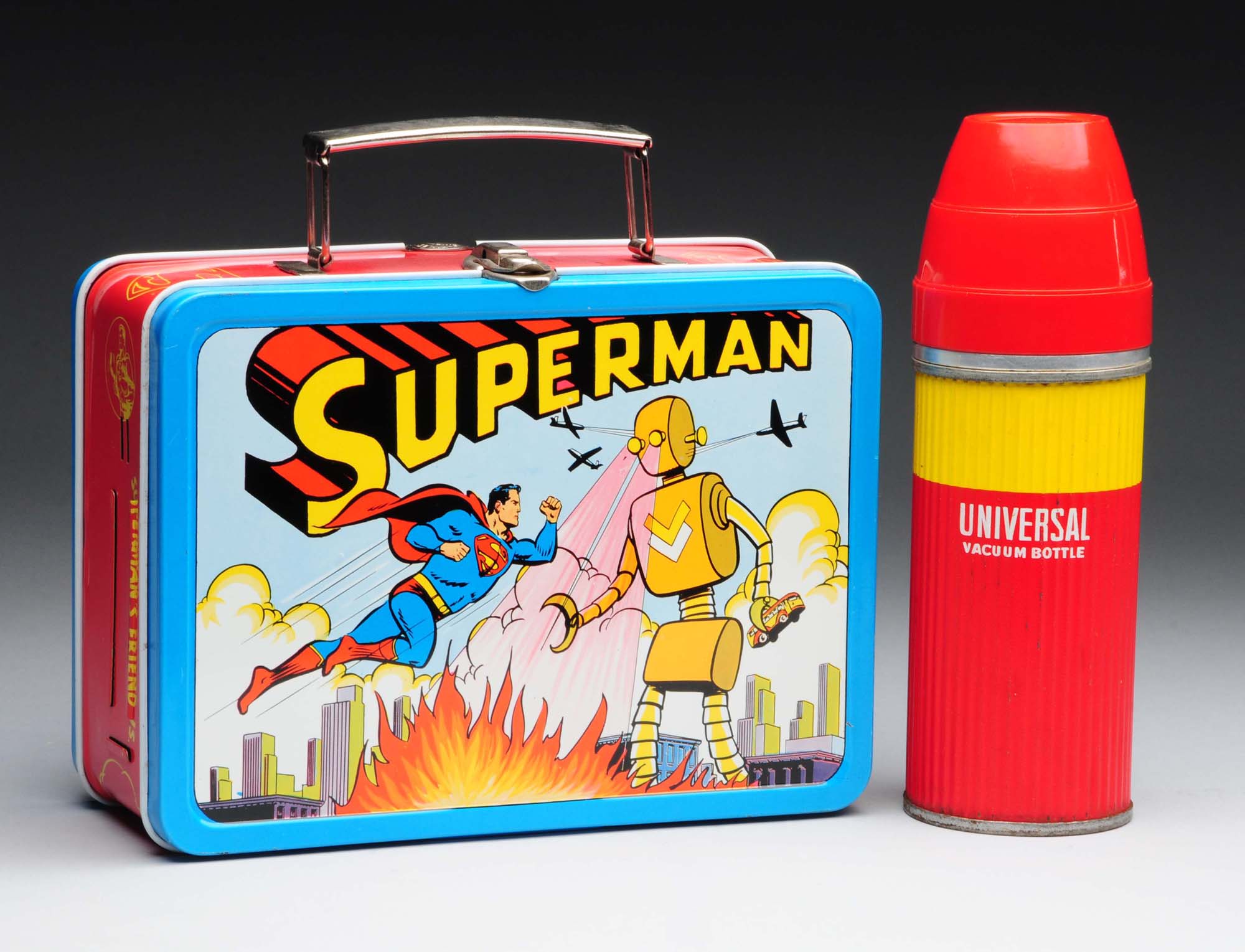Rare 1954 Superman lunchbox with Universal vacuum bottle, possibly the finest of all known examples, est. $8,000-$12,000, from a superior collection of lunchboxes included in Morphy's Sept. 10-12 auction. Morphy Auctions image