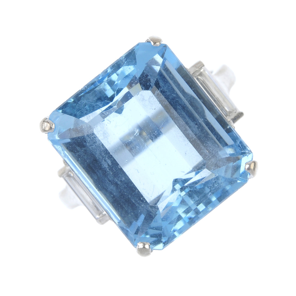 Large aquamarine and diamonds ring, hammer price: £2,400 ($3,768). Fellows image