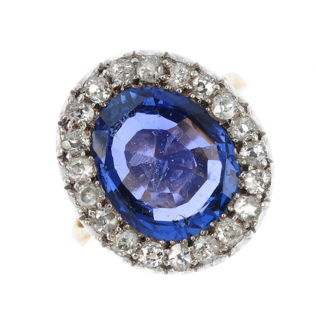This Burmese sapphire and diamond ring sold to an Internet bidder through LiveAuctioneers with a high bid of £6,000 ($9,422). Fellows image