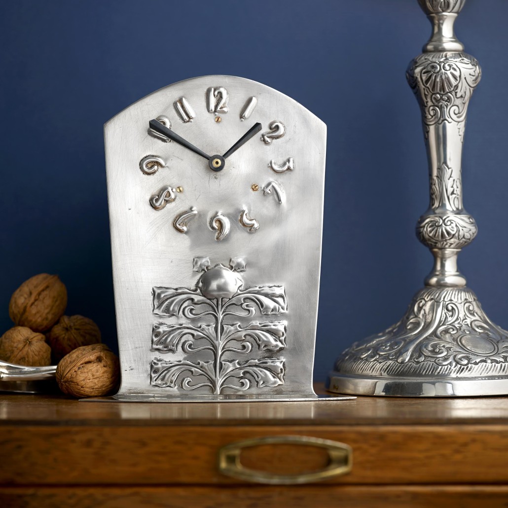 Liberty London Tudric silver clock, hammer price £17,000 (US$26,225), Fellows' Sept. 21 auction of Silver & Plated Wares. Image courtesy of Fellows 