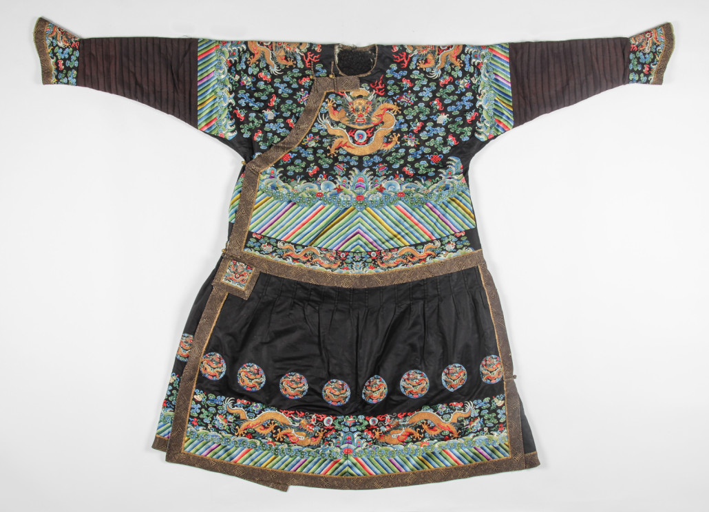 Lot 179 – Rare embroidered silk dragon robe, Chinese Qing Dynasty, mid 19th century. Estimate: $20,000-$30,000. Material Culture image