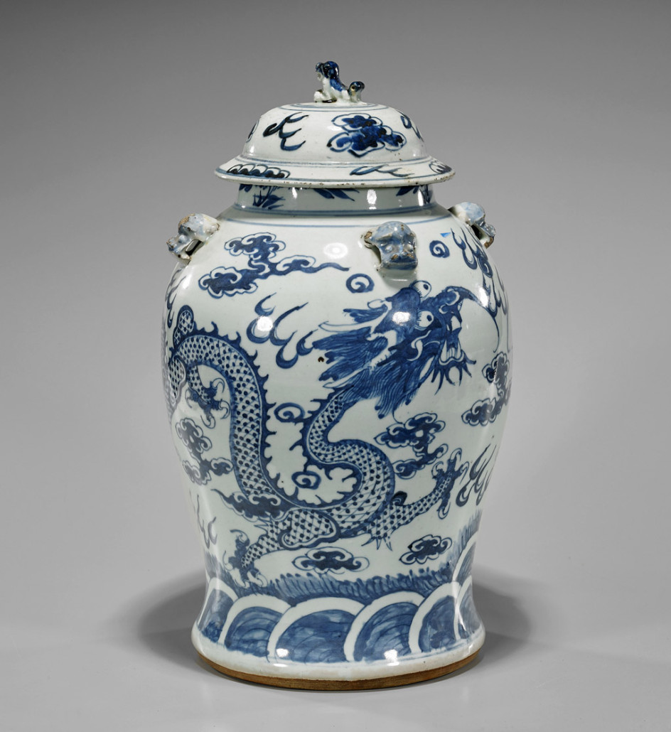 Lot 236 – old Chinese blue & white dragon jar, 17in high. Estimate: $400-$600. I.M. Chait image