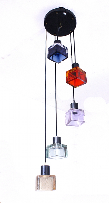 Vetrerie Seguso chandelier with Murano glass elements. Estimate: €3,000,00-€3,500. Nova Ars Auction image