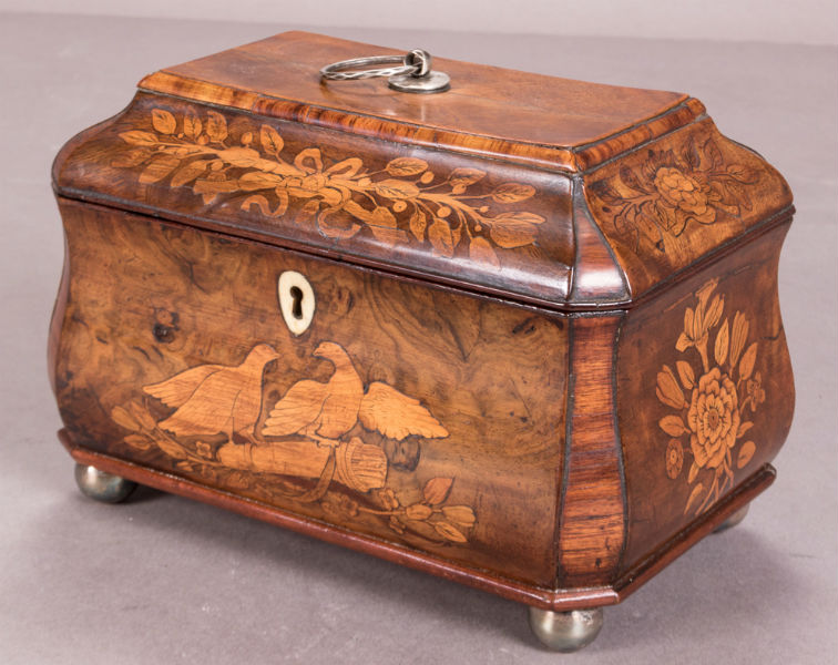 Lot 344 – An English bombe shaped tea caddy. Estimate: $200-$400. Gray’s Auctioneers image