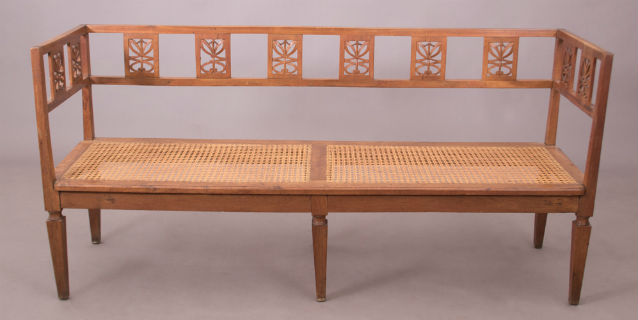 Lot 408 – A Continental carved fruitwood banquette. Estimate: $1,000-$2,000. Gray’s Auctioneers image