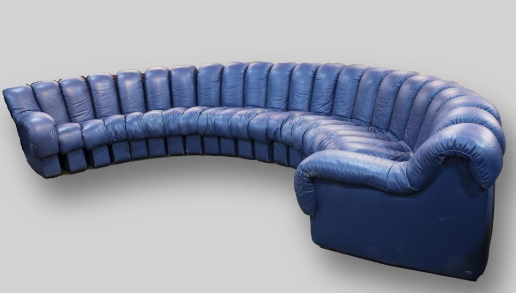 This De Sede DS600 'Non Stop' leather sofa sold for $9,060. Capo Auction image