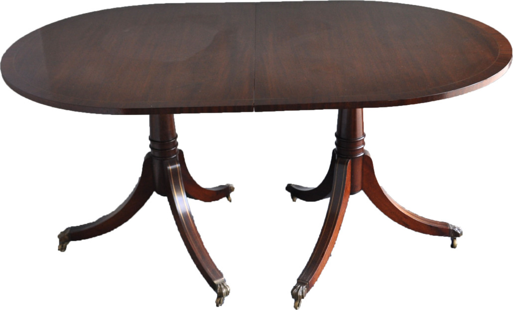 English Inlaid mahogany 'cottage' dining table, c. 1900-1910. Estimate: $3,000-$4,000. Charleston Estate Auction image 