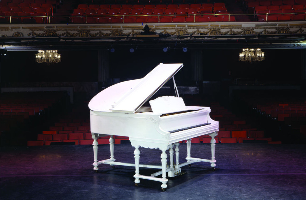 Duke Ellington's baby grand piano, which has a starting bid of $12,000. Guernsey's image.