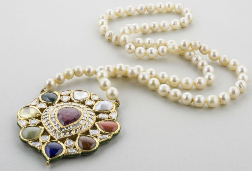 Mughal pearl and gemstone necklace. Estimated value: $4,000-$6,000. Capo Auction image