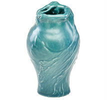 Early Van Briggle vase tops Rago auction at $187,500