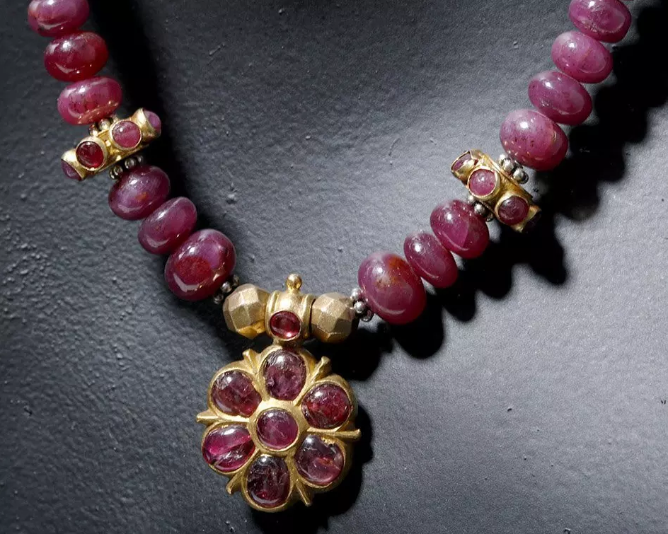 19th-century Indian 18K gold and ruby dowry necklace, 16 inches long, est. $2,000-$3,000