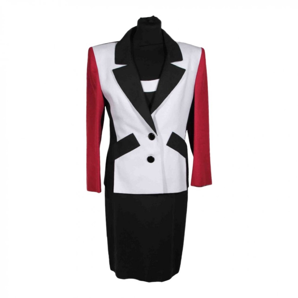 Battistoni Roma Italian color block sheath jacket suit. Estimate: $75-$100. Jasper52 image