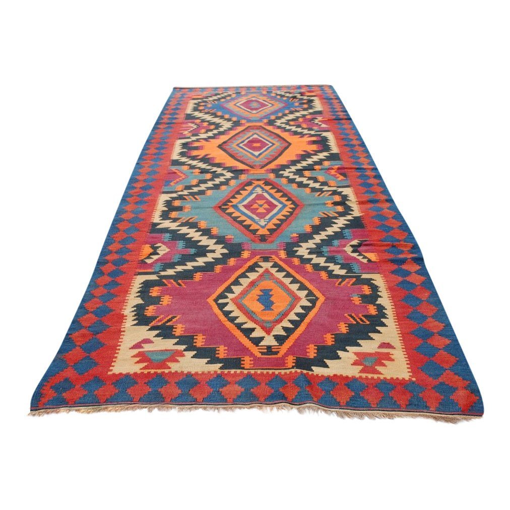 Early 1900s Caucasian kilim flat woven rug. Estimate: $750-$900. Jasper52 image