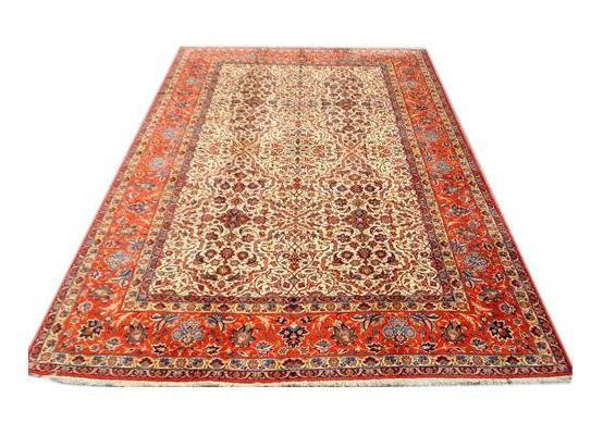 Rare antique Isfahan rug, 11 x 16 1/2 feet. Estimate: $6,500-$11,500. Jasper52 image