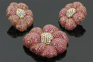 Stunning designer jewelry starring at Kaminski auction Oct. 1