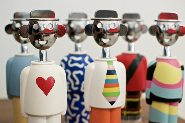 Close-up view of the Alessandro Mendini corkscrews. The nine-piece set is estimated at €1,500-€2,000. Nova Ars image