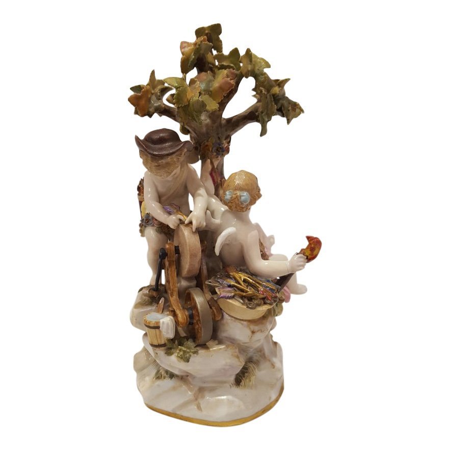Meissen, ‘Cupids Under Tree,’ 8 inches. Estimate: $1,200-$1,500. Jasper 52 image