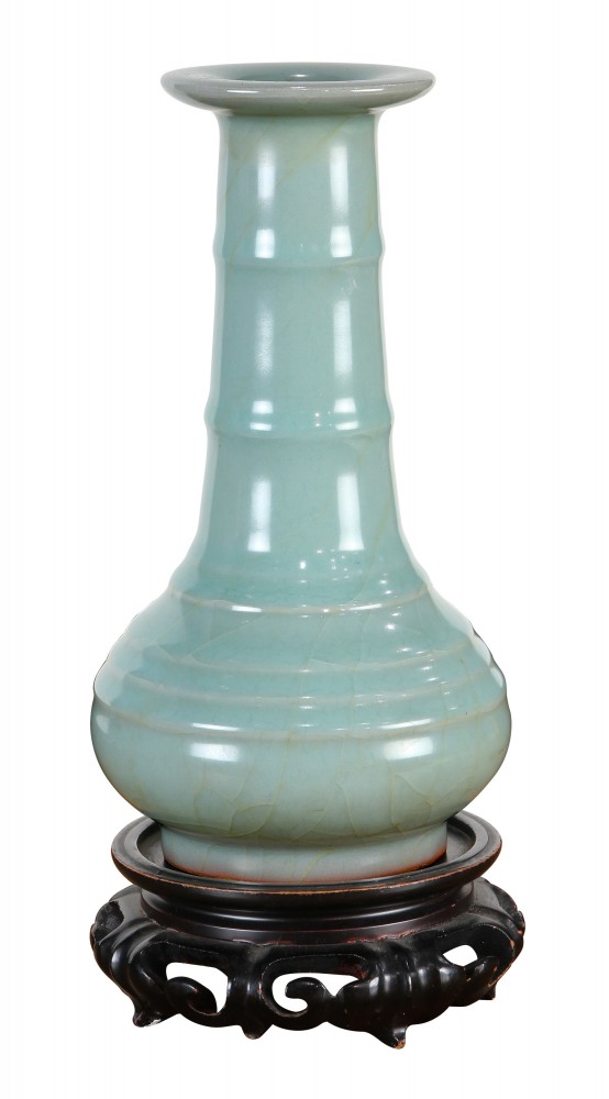 chinese-longquan-vase