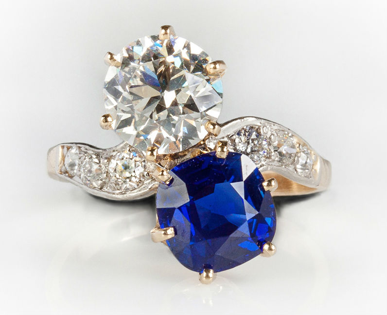 sapphire-and-diamond-ring