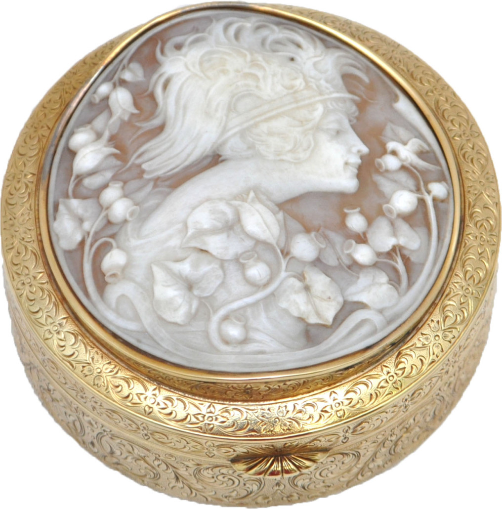 Art Nouveau 14K gold vanity/jewelry box with cameo. Estimate: $5,000-$7,000. Charleston Estate Auction image 