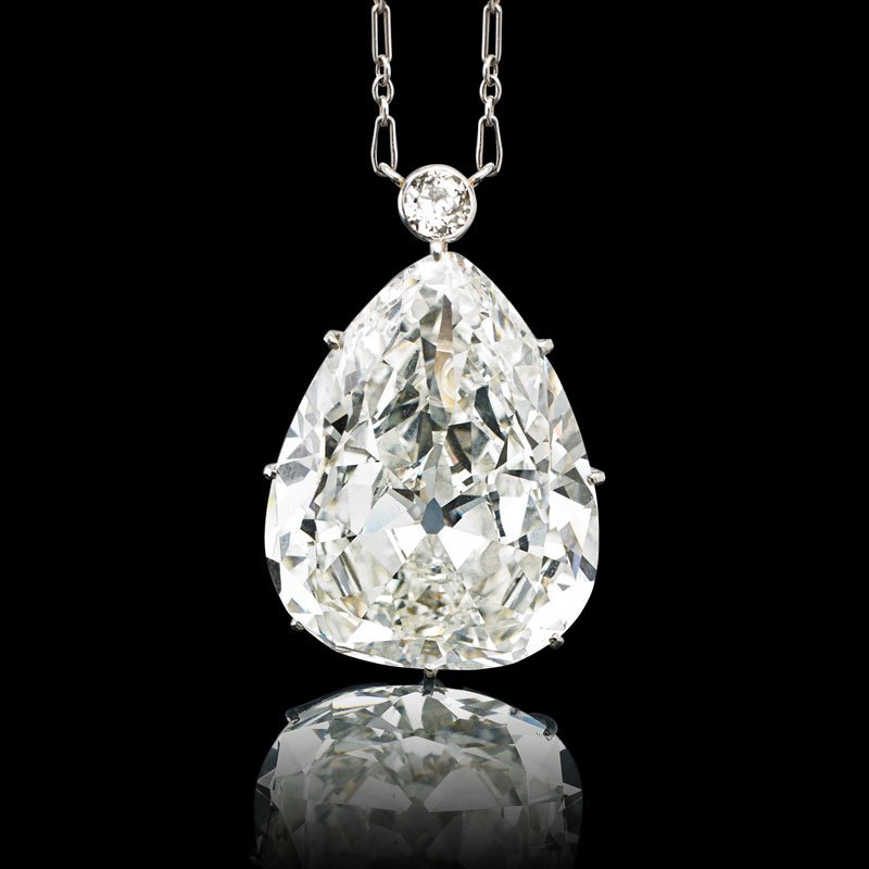 Important diamond necklace, 28.67 carats. Price realized: $850,000. Rago Arts and Auction Center image. 