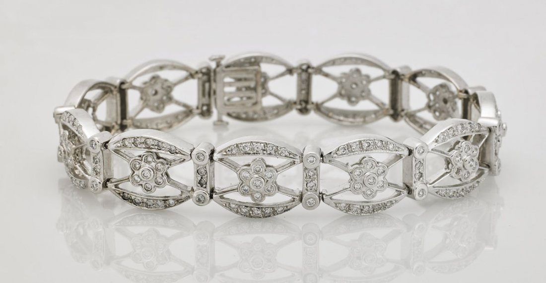 Edwardian-style 18K white gold & diamond bracelet, the stones together weighing approx. 6.45 carats. Estimate: $4,000 - $5,000. I.M. Chait Gallery/Auctioneers image