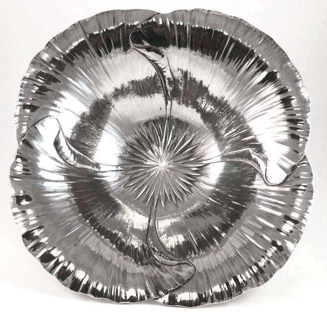 Poppy sterling silver centerpiece bowl, Clemens Friedell circa 1915. Estimate: $6,000-$9,000. Blackwell Auction image