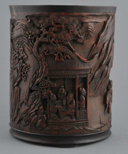 Chinese palace vase