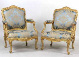 Louis XV fauteuils soar to $225,000 at Nye &amp; Co. auction