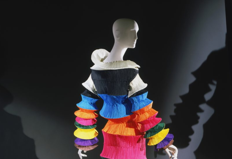 Phila. exhibition to follow fashion from Dior&#8217;s New Look to now