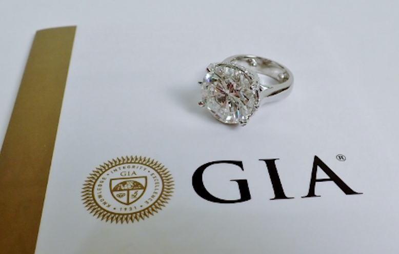Sparkling diamonds, mid-century furniture lead Sept. 12 N.J. estates auction
