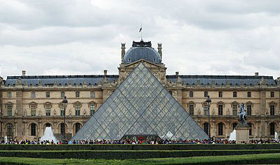Louvre opens huge outpost