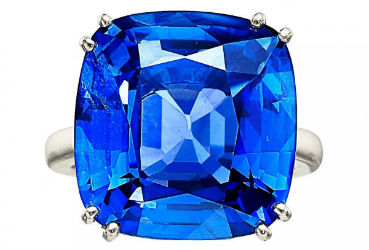 Spectacular sapphire ring tops Heritage’s jewelry sale at $100K