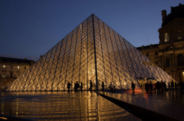 Protests close Louvre museum in Paris amid pension strikes