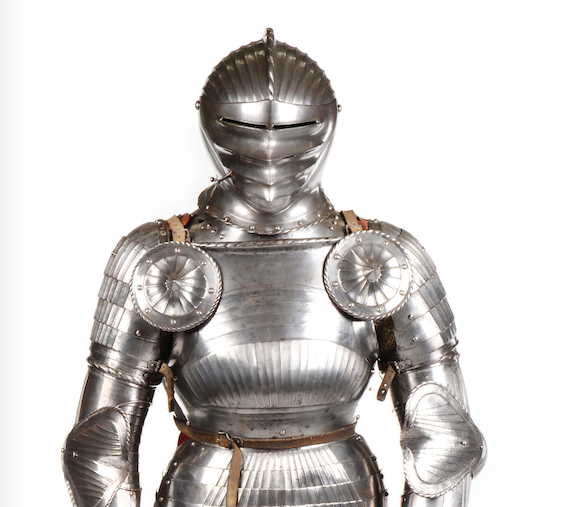 Suit of armor with royal &#8216;DNA&#8217; sells for $270,600 at Morphy&#8217;s $2.3M auction