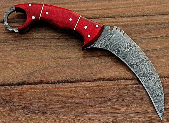 Damascus steel knives