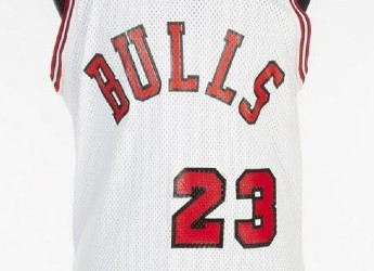 Michael Jordan ‘signing day’ jersey nets $320K at Julien’s