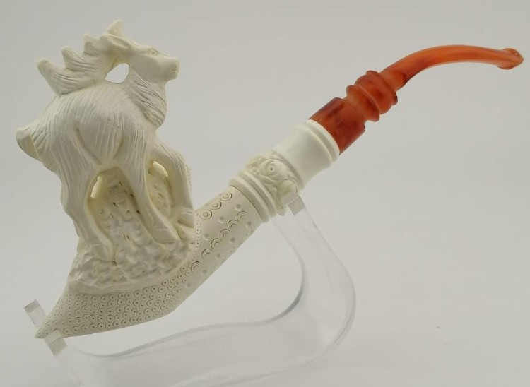 carved meerschaum pipes