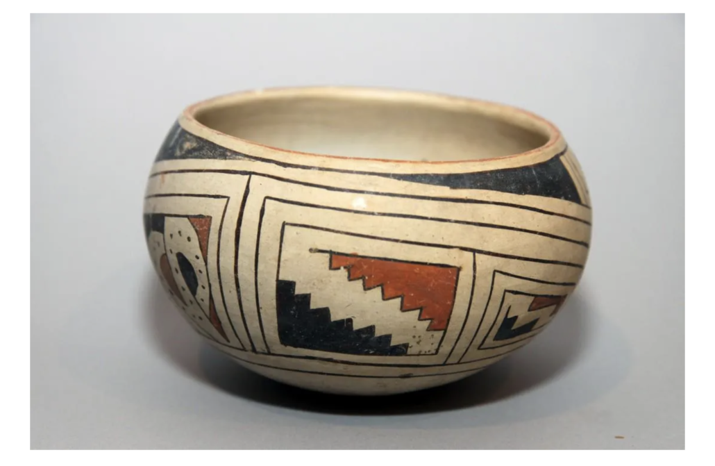 Native American bowl, believed to date to 1,200 BCE, estimated at $1,200-$1,500