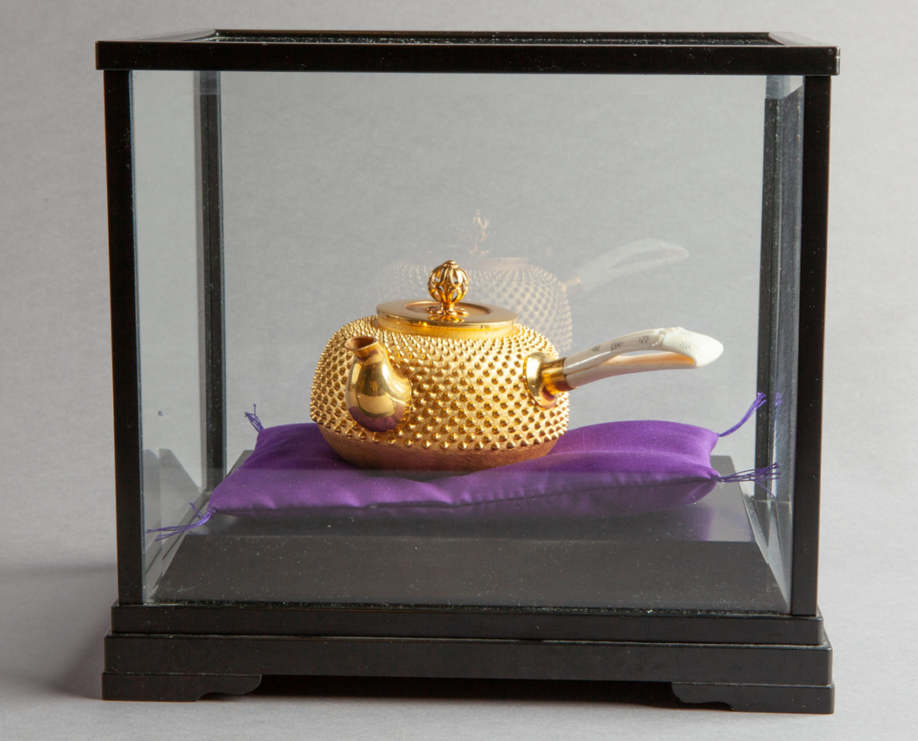 Japanese teapot stamped ‘Pure Gold,’ est. $17,000-$25,000