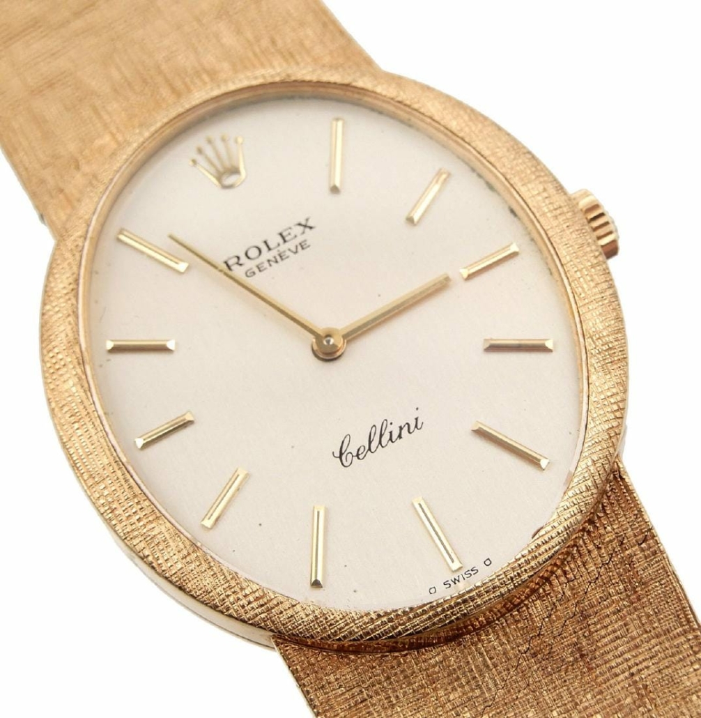 Fine jewelry and watches are perennial buyer favorites at Stephenson’s. This 18K gold Rolex Cellini gentleman’s dress watch brought $13,000 plus the buyer’s premium in January 2019. Photo courtesy of Stephenson’s Auction and LiveAuctioneers.