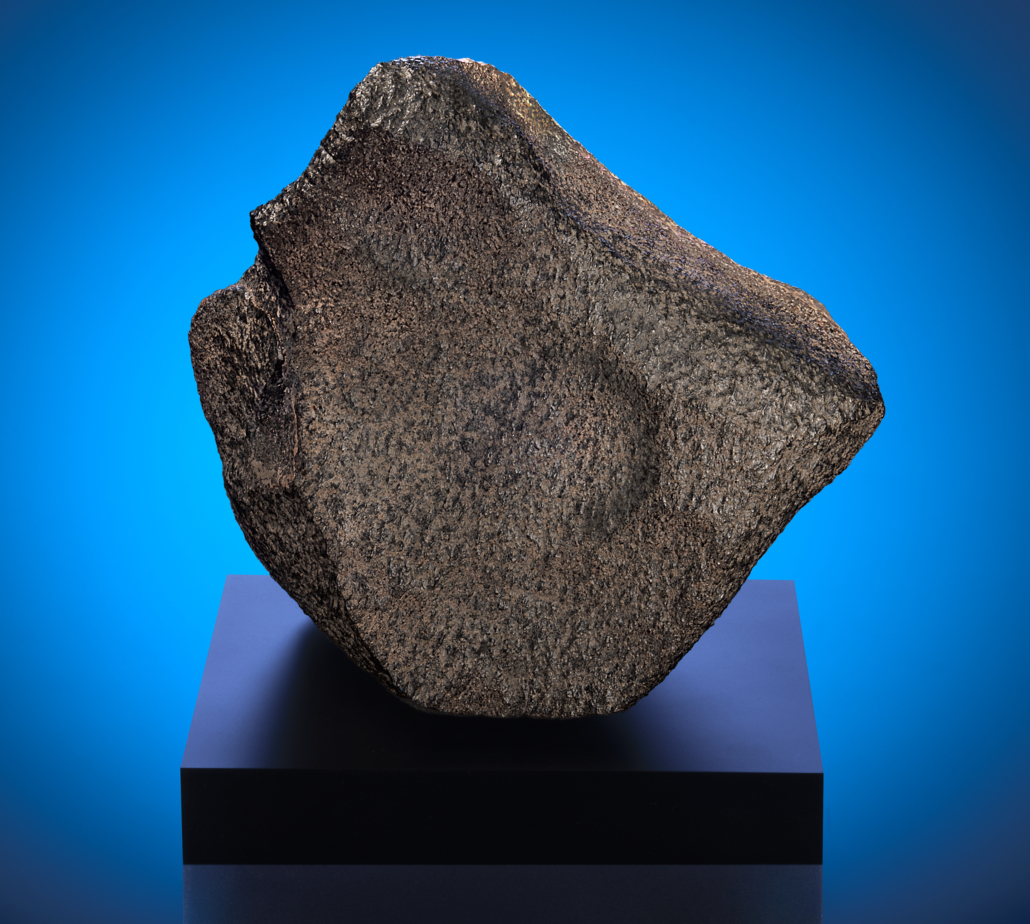 The Mars rock weighs 32 pounds and is formerly known as Taoudenni 002. Image courtesy of the Maine Mineral & Gem Museum. 
